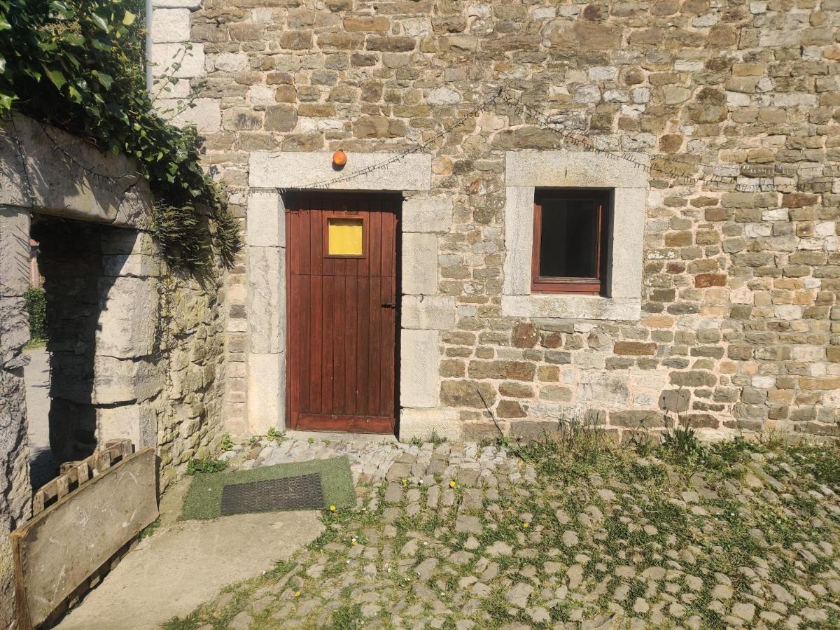Willa La Ferme De Werpin Hotton Zewnętrze zdjęcie